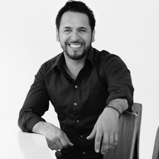 Branding Strategies - Kontaktieren Sie uns ! 